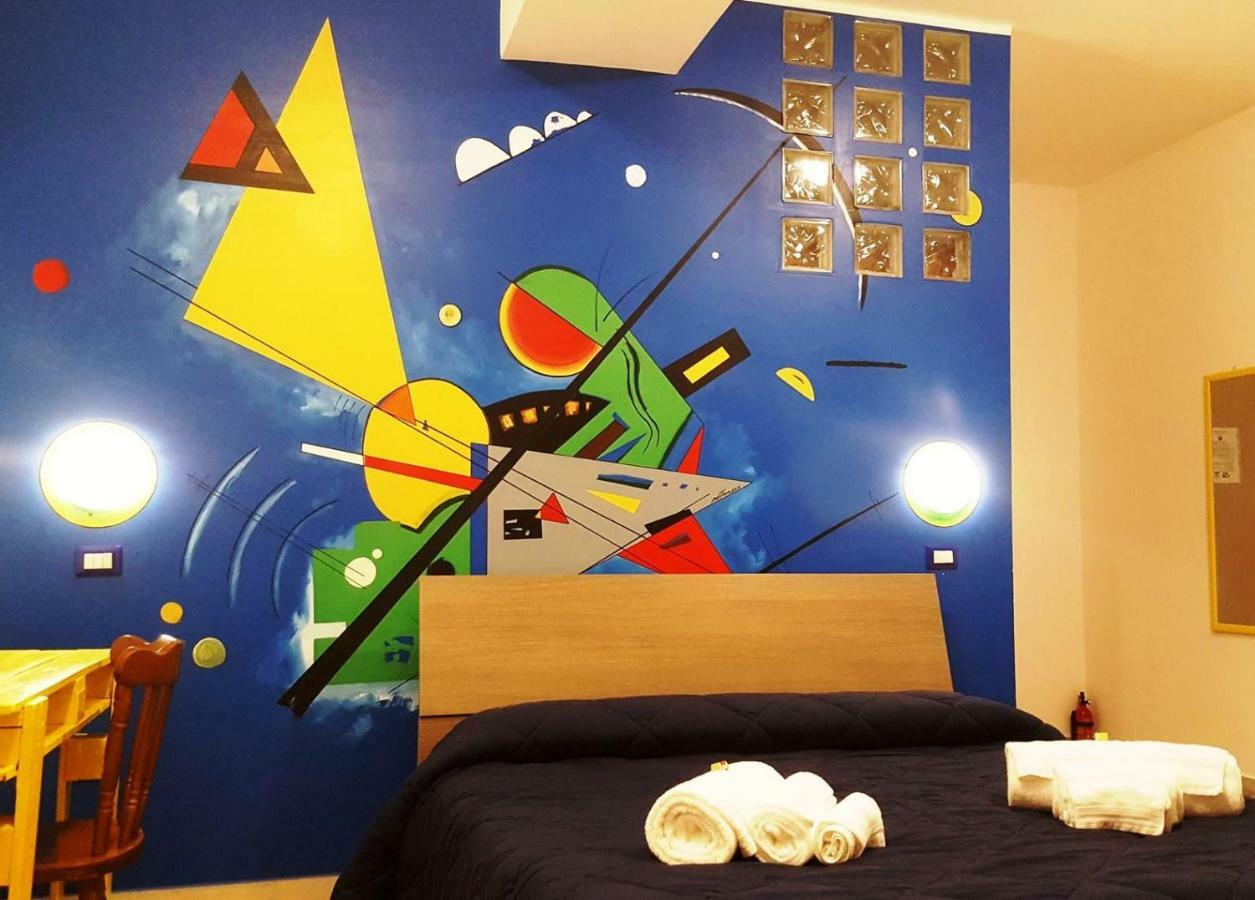La Dimora Degli Artisti Bed and Breakfast Καταντζάρο Εξωτερικό φωτογραφία