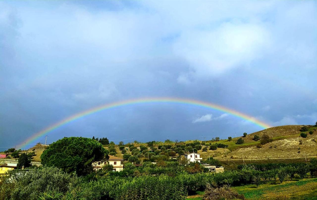 La Dimora Degli Artisti Bed and Breakfast Καταντζάρο Εξωτερικό φωτογραφία
